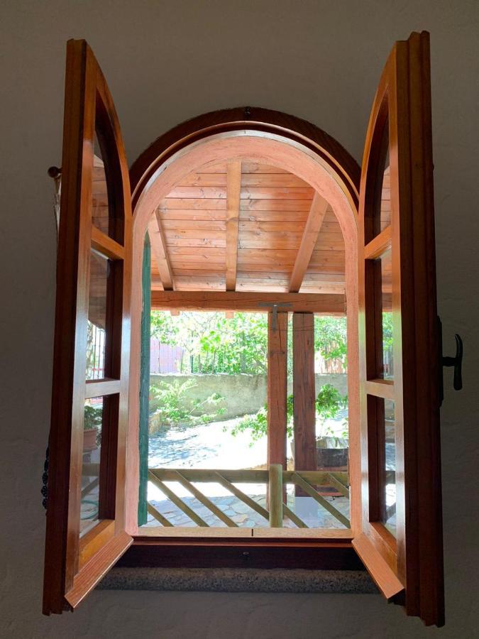 Villa Le Ginestre Ла-Калетта Екстер'єр фото